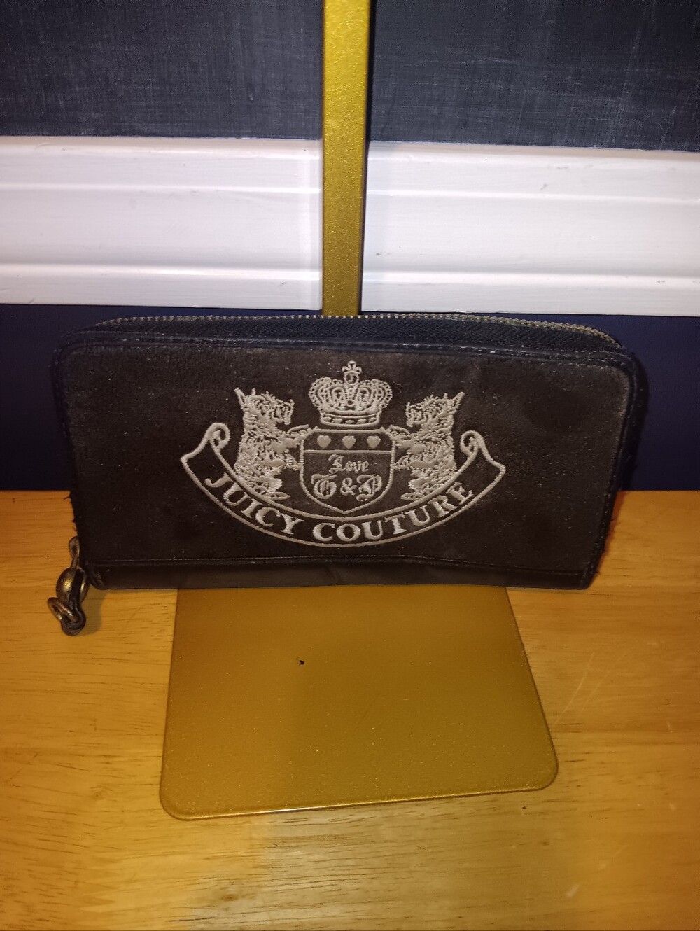 Juicy Couture Vintage Y2k Velour Zip Wallet